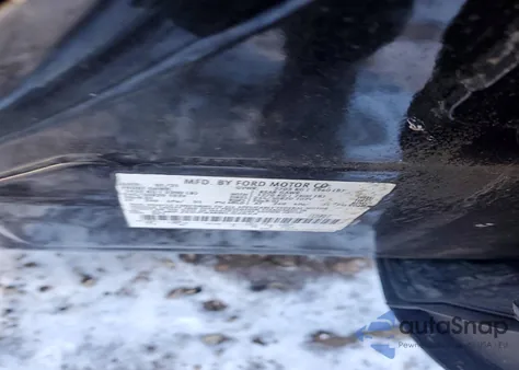 2021 Lincoln Nautilus Reserve z USA, uszkodzony, nr VIN 2LMPJ8KP8MBL02824